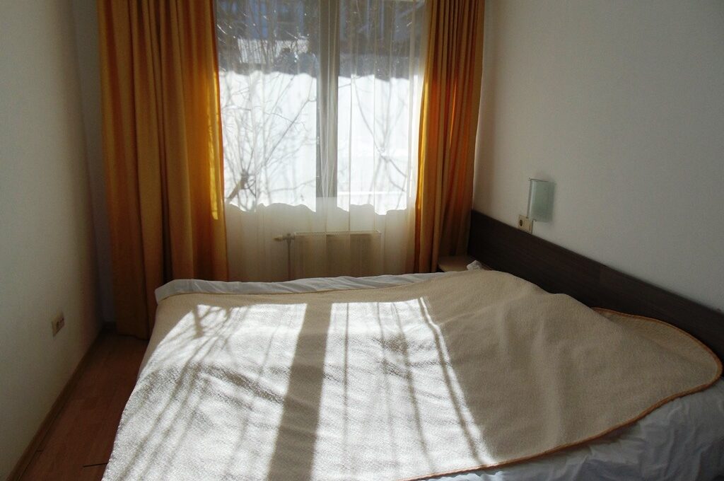 bansko-bulgaria-1-bedroom-apartment-mountain-paradise-by-the-walnut-trees-3-TQ7cBzDUAXeQqXdp