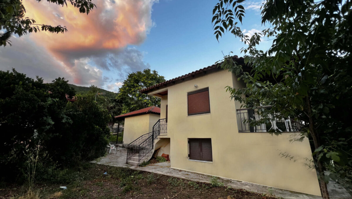 πισω σπιτι 2