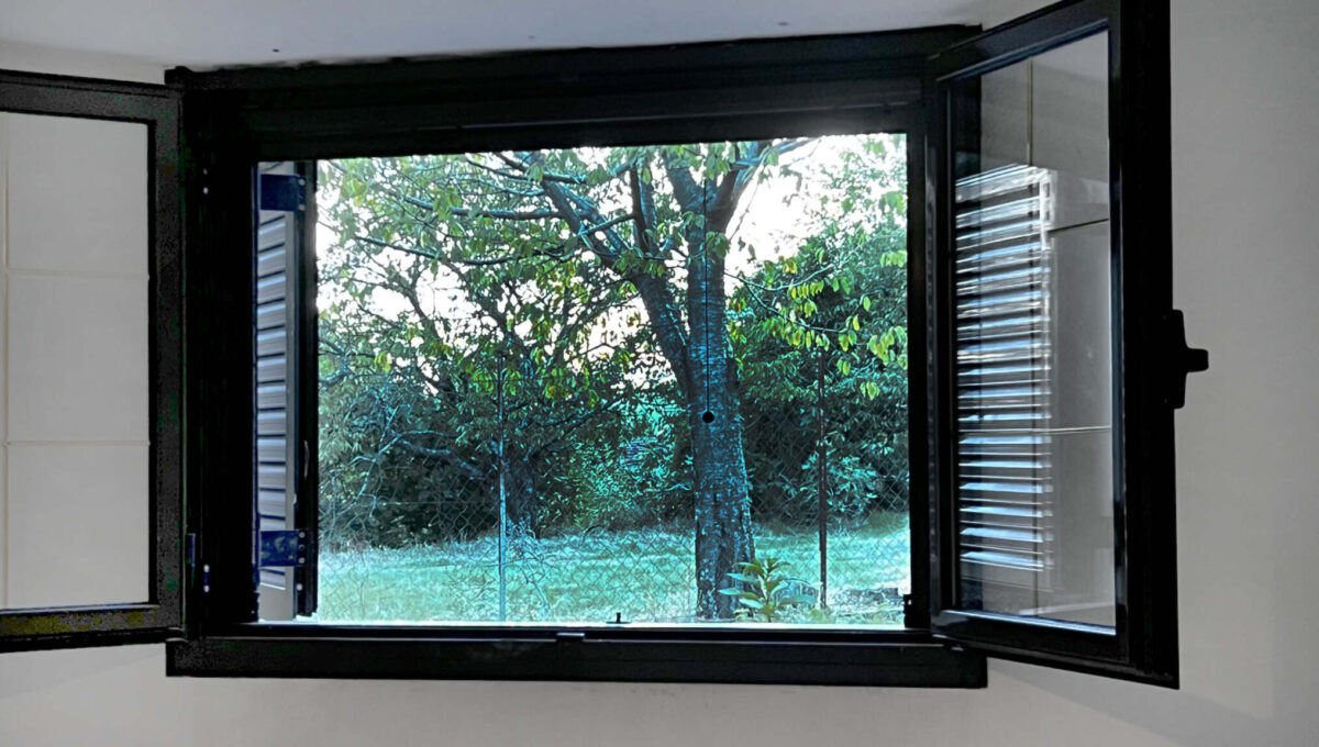 πισω σπιτι κατω 3