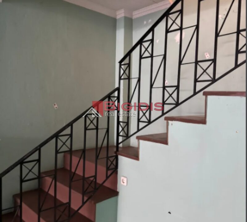 20-83818222